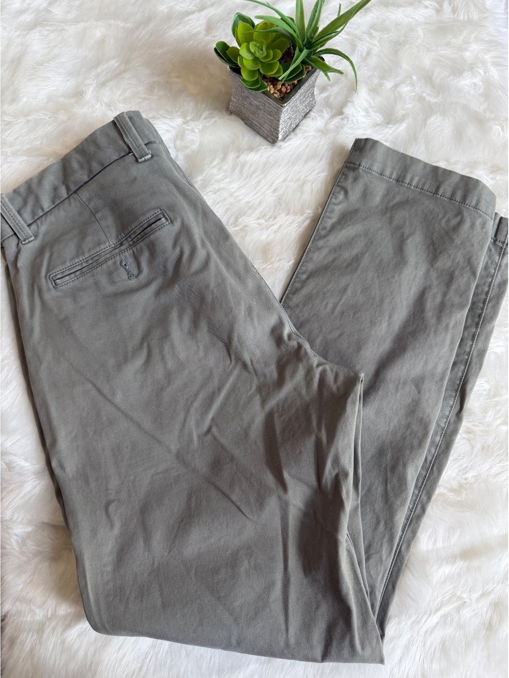 Men's GAP Slim Fit Khaki Pants 33x30